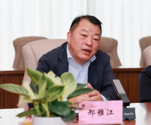 PT视讯(中国区)官网股份董事长邢雅江到访云南白药