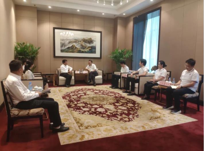 榆林市政府领导会见PT视讯(中国区)官网股份董事长一行 榆林市政府领导会见PT视讯(中国区)官网股份董事长一行