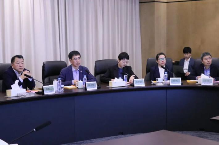 PT视讯(中国区)官网股份董事长邢雅江到访南昌金融投资集团有限公司 PT视讯(中国区)官网股份董事长邢雅江到访南昌金融投资集团有限公司