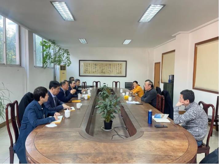 PT视讯(中国区)官网股份董事长邢雅江到访常州华森医疗器械股份有限公司 PT视讯(中国区)官网股份董事长邢雅江到访常州华森医疗器械股份有限公司