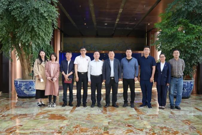 江西省金控投资集团有限公司、南昌金融投资集团有限公司领导一行到访PT视讯(中国区)官网股份 江西省金控投资集团有限公司、南昌金融投资集团有限公司领导一行到访PT视讯(中国区)官网股份