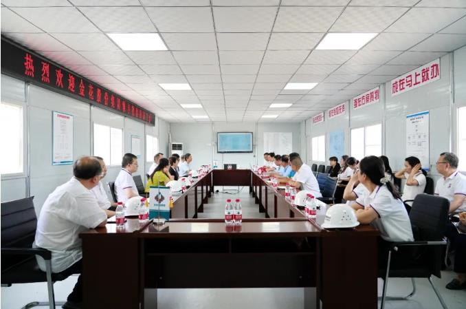 直抓工程进度 建设高标准、高质量、现代化生产基地 直抓工程进度 建设高标准、高质量、现代化生产基地