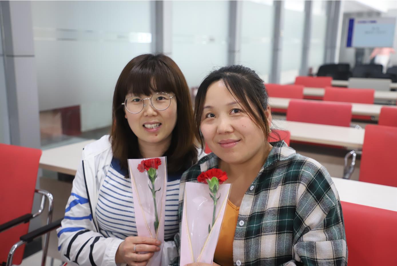 2022年PT视讯(中国区)官网股份母亲节观影活动