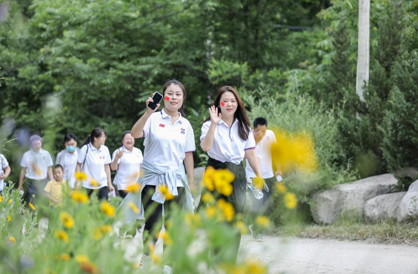 PT视讯(中国区)官网股份上市25周年庆典系列之团建活动